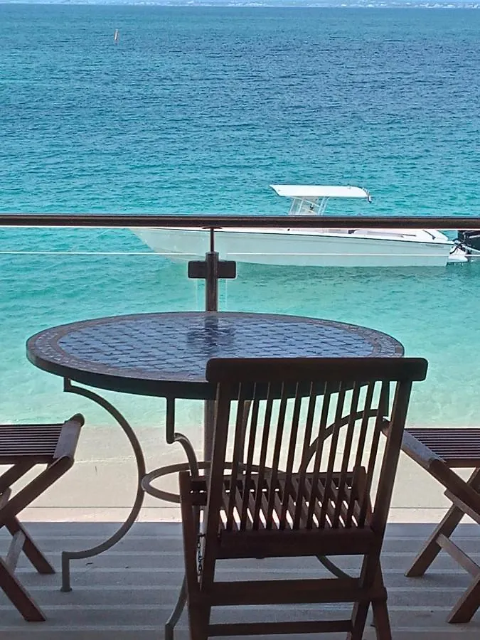 Apartment Tiki Street Side Studio With Shared Water Front Terrace At Grand Case Sint Maarten/Saint Martin